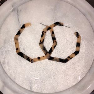 5/$25 Hexagon Tortoise Earrings